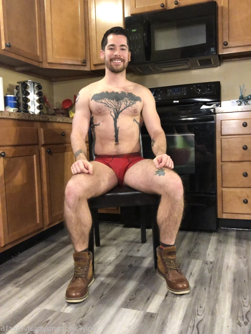 Col [ yogafvcker16 ] Onlyfans leaked photo 8014879 on Hotleaks.tv