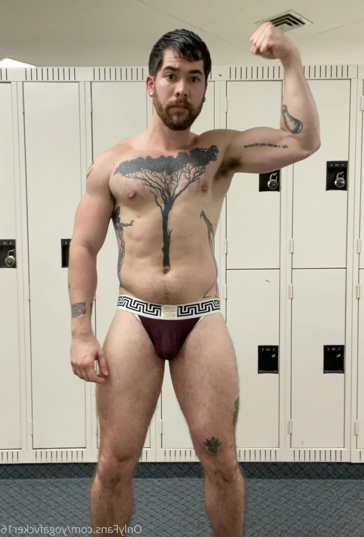 Col [ yogafvcker16 ] Onlyfans leaked photo 8015899 on Hotleaks.tv