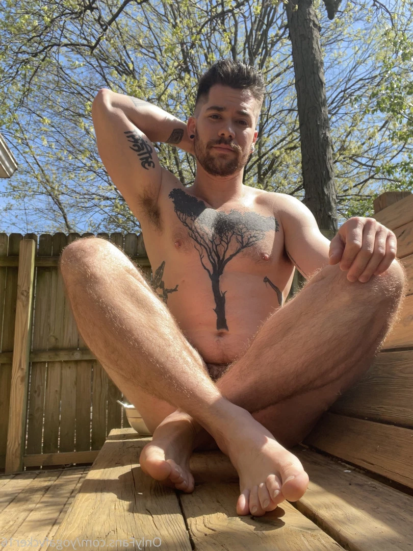 Col [ yogafvcker16 ] Onlyfans leaked photo 8016101 on Hotleaks.tv