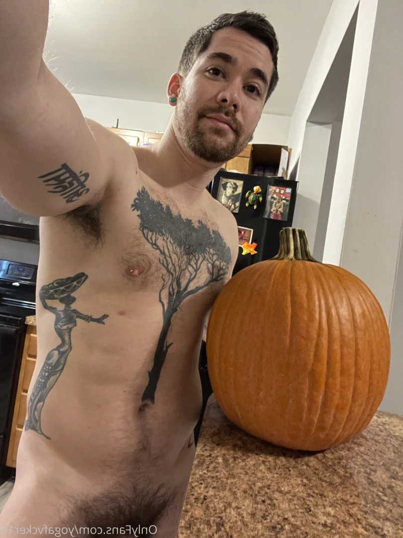 Col [ yogafvcker16 ] Onlyfans leaked photo 8016271 on Hotleaks.tv