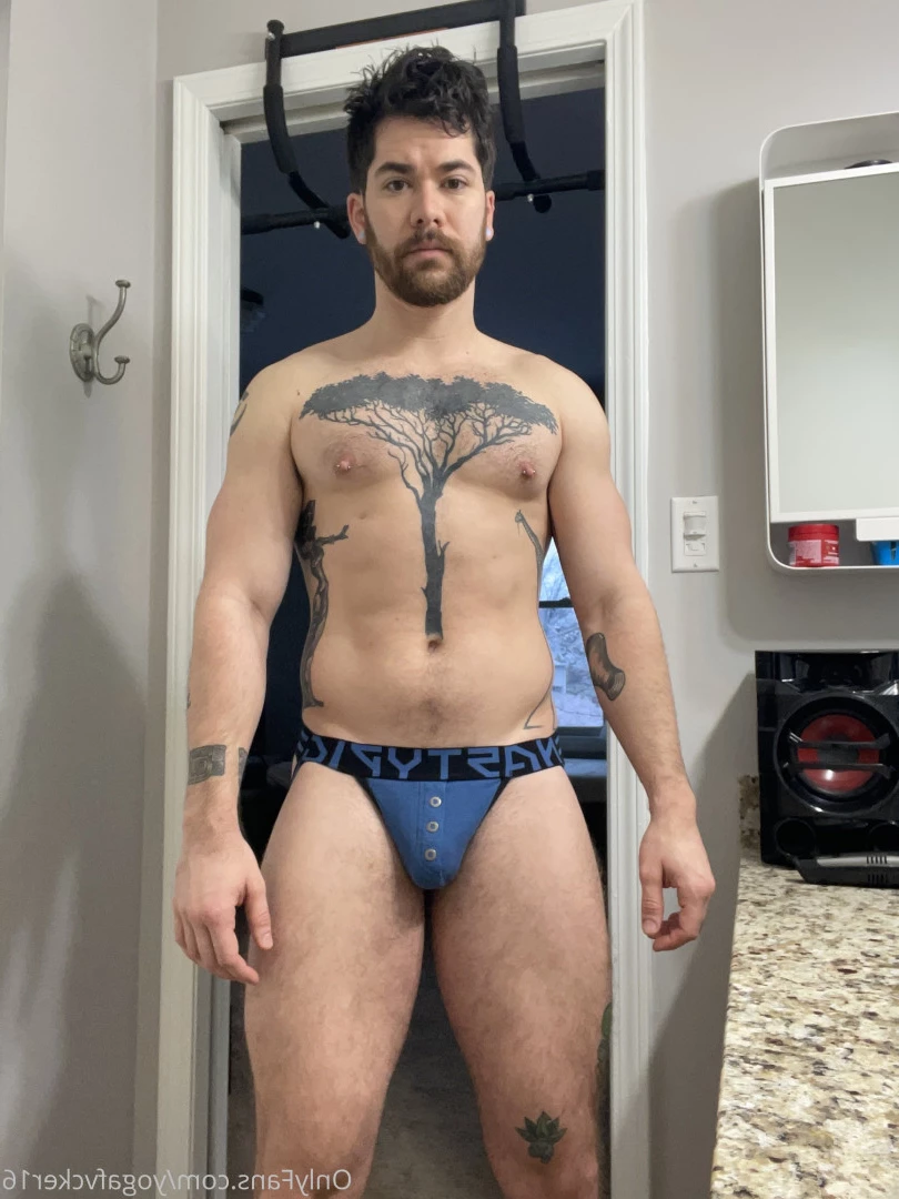 Col [ yogafvcker16 ] Onlyfans leaked photo 8016439 on Hotleaks.tv