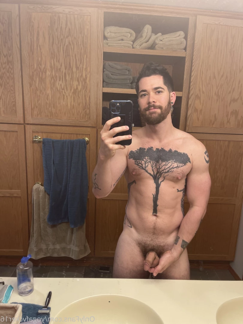 Col [ yogafvcker16 ] Onlyfans leaked photo 8017739 on Hotleaks.tv