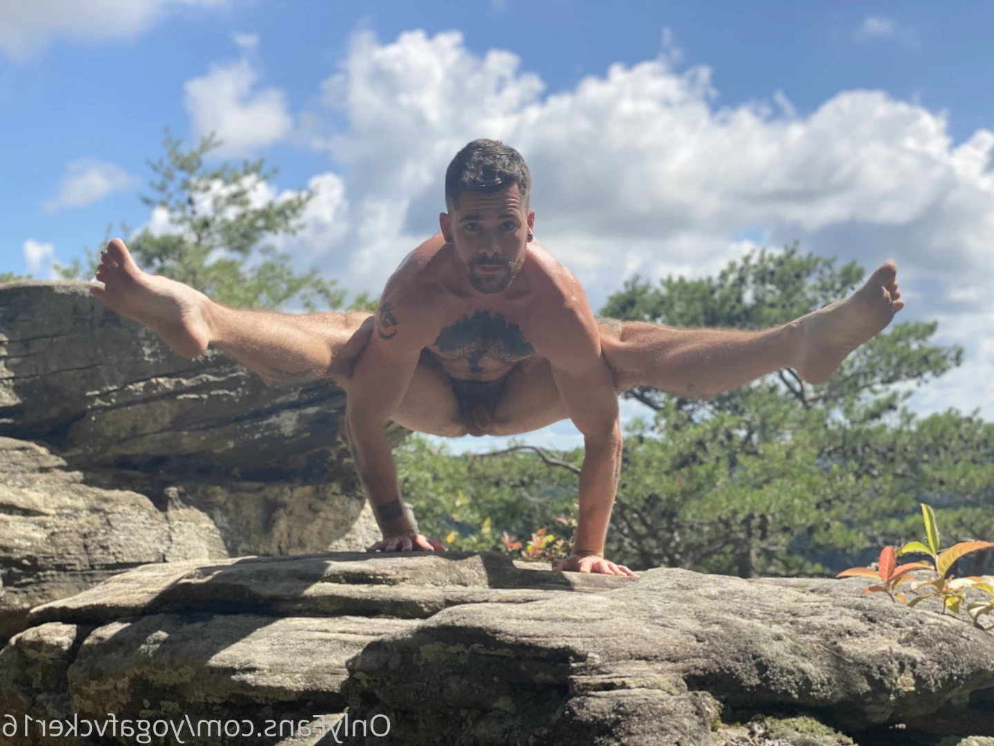 Col [ yogafvcker16 ] Onlyfans leaked photo 8017855 on Hotleaks.tv