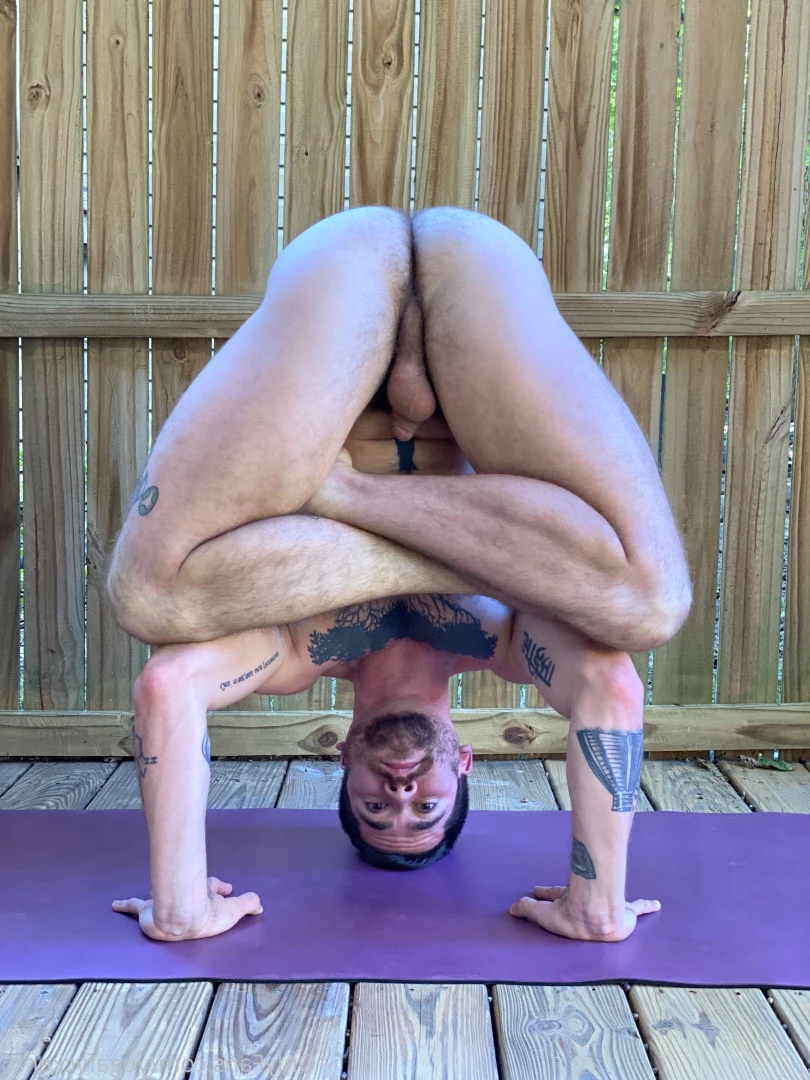 Col [ yogafvcker16 ] Onlyfans leaked photo 8017930 on Hotleaks.tv