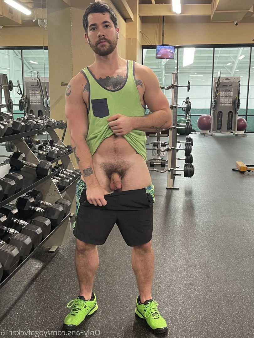 Col [ yogafvcker16 ] Onlyfans leaked photo 8017964 on Hotleaks.tv