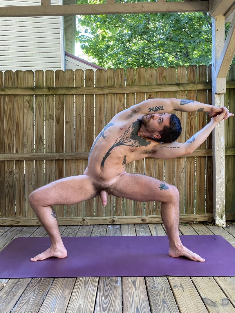 Col [ yogafvcker16 ] Onlyfans leaked photo 8018018 on Hotleaks.tv