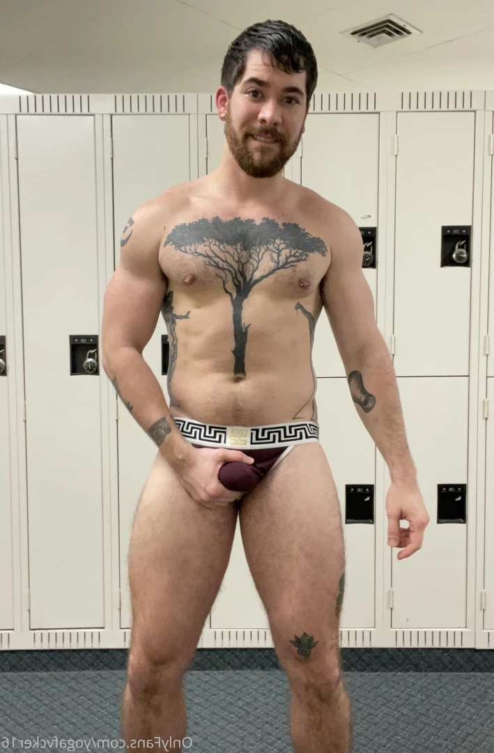 Col [ yogafvcker16 ] Onlyfans leaked photo 8018519 on Hotleaks.tv