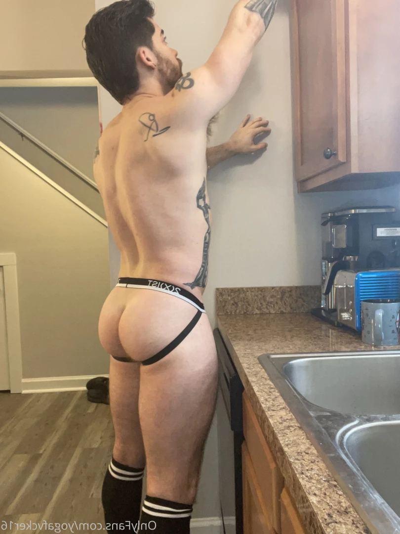 Col [ yogafvcker16 ] Onlyfans leaked photo 8018829 on Hotleaks.tv