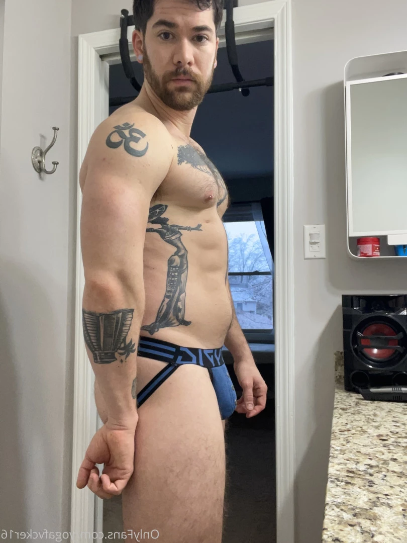 Col [ yogafvcker16 ] Onlyfans leaked photo 8018874 on Hotleaks.tv