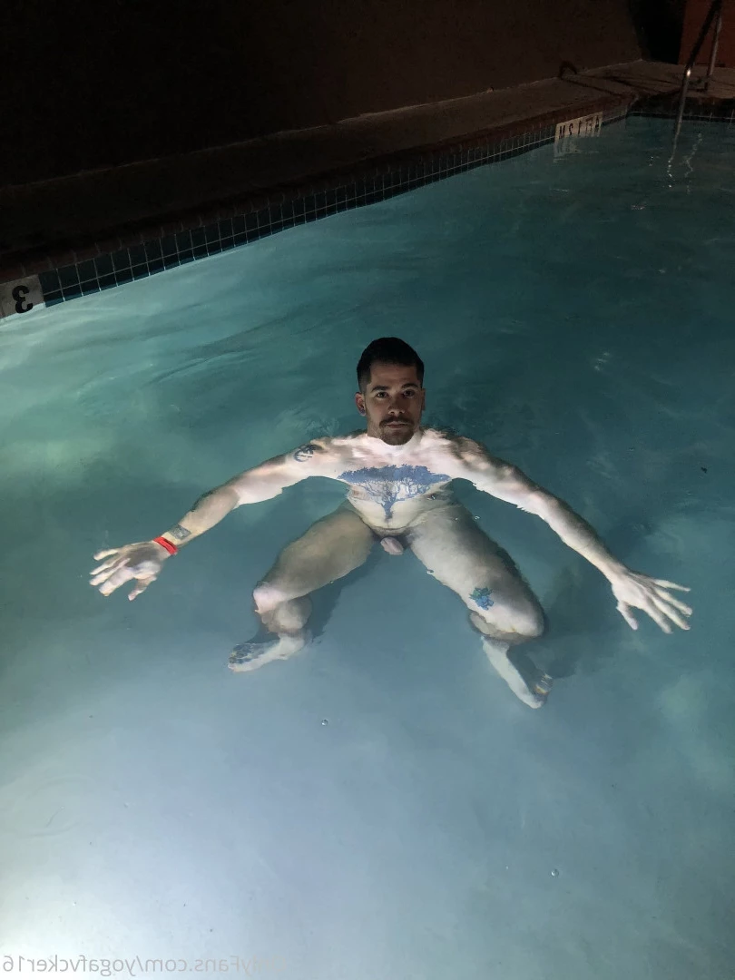 Col [ yogafvcker16 ] Onlyfans leaked photo 8019142 on Hotleaks.tv