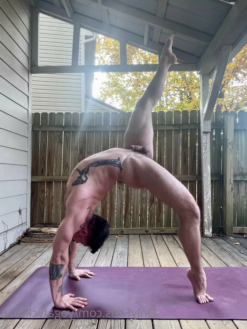 Col [ yogafvcker16 ] Onlyfans leaked photo 9609476 on Hotleaks.tv