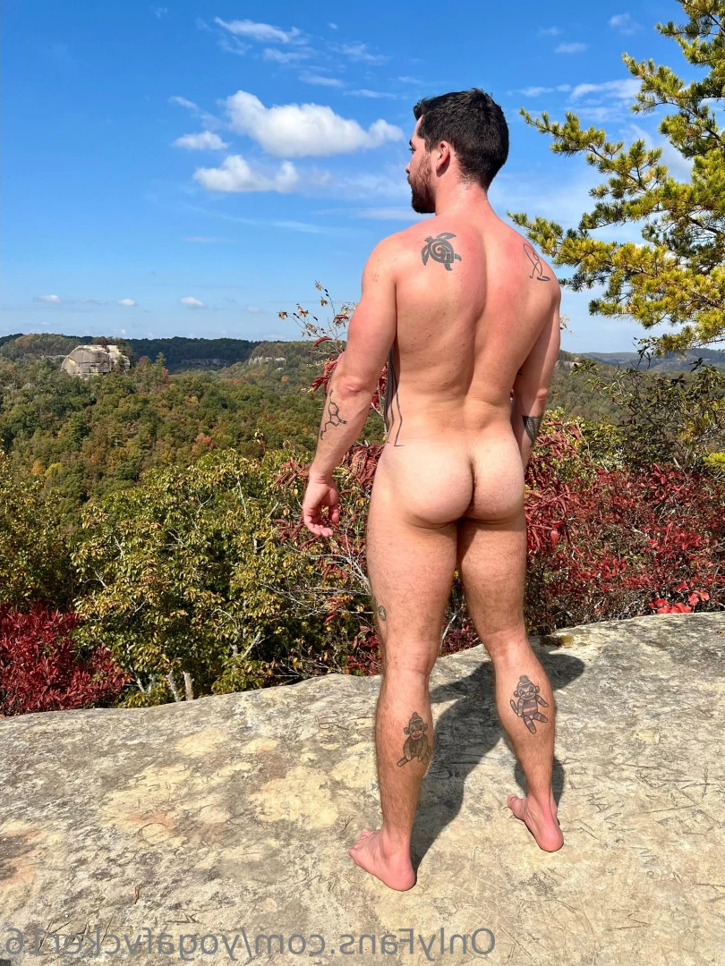 Col [ yogafvcker16 ] Onlyfans leaked photo 9610055 on Hotleaks.tv