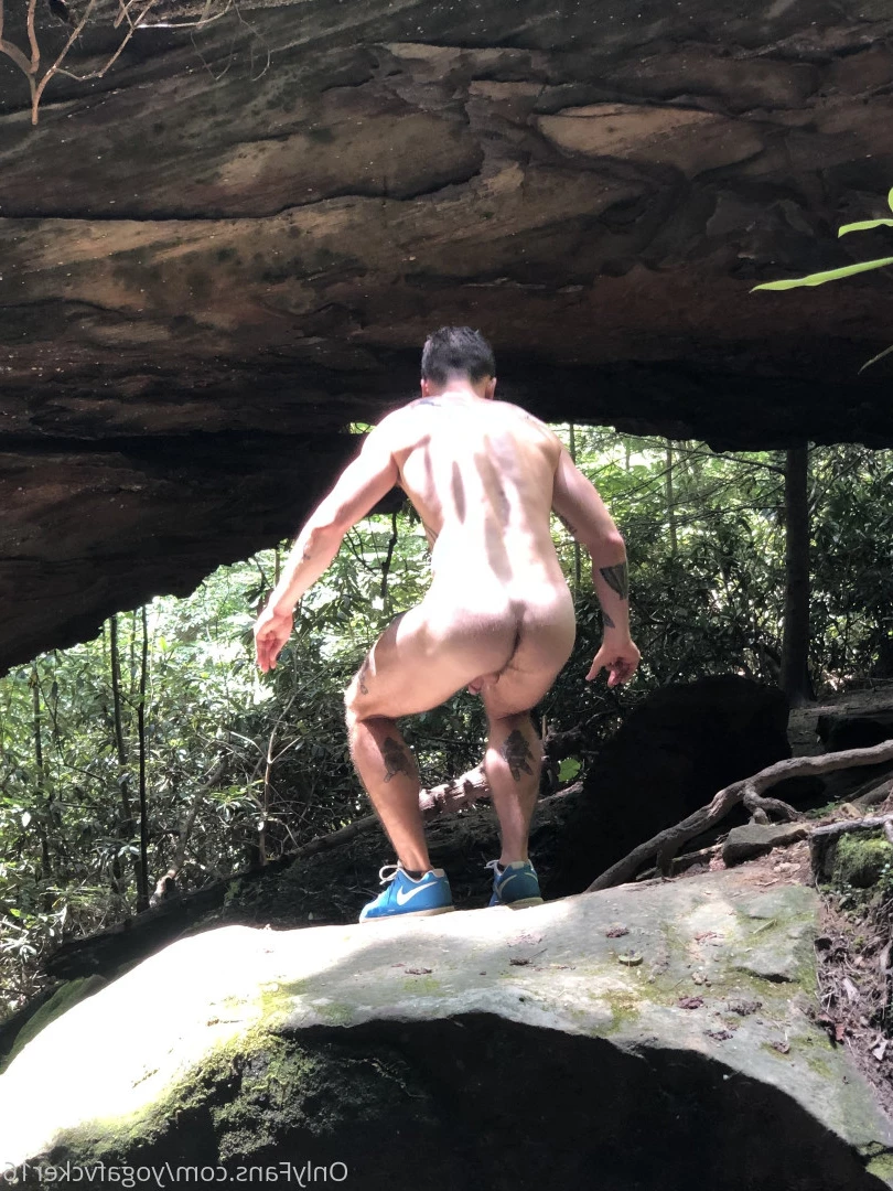 Col [ yogafvcker16 ] Onlyfans leaked photo 9610378 on Hotleaks.tv