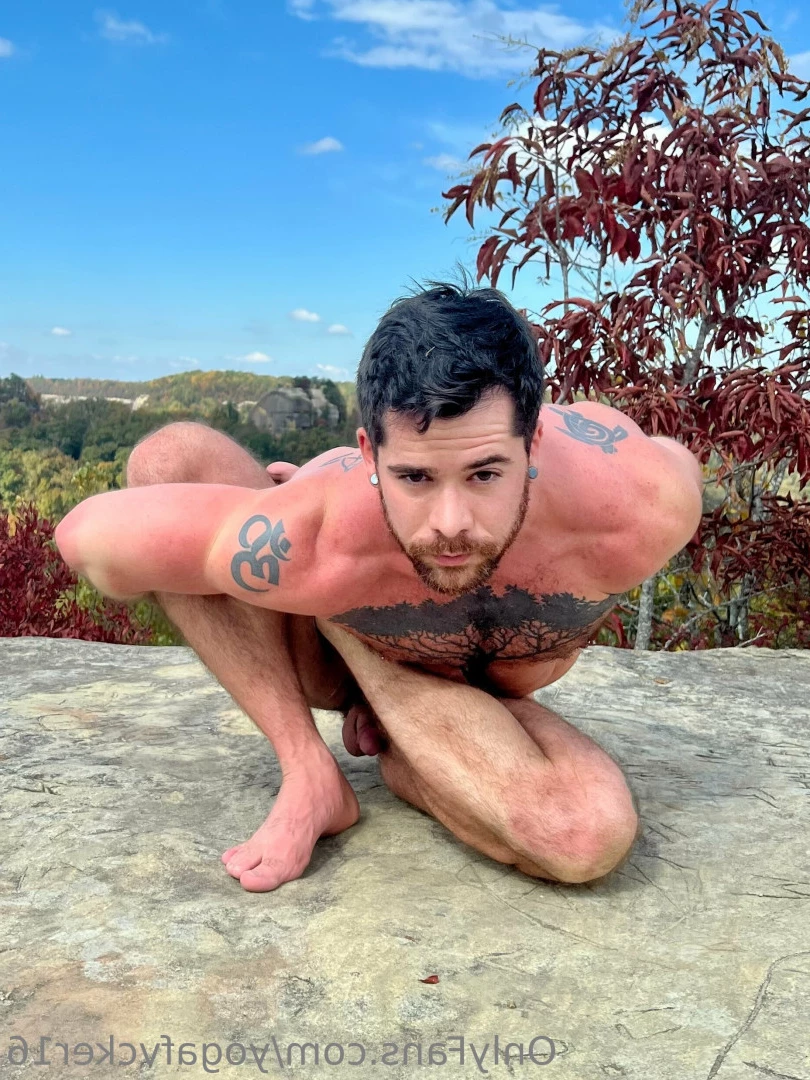 Col [ yogafvcker16 ] Onlyfans leaked photo 9610469 on Hotleaks.tv