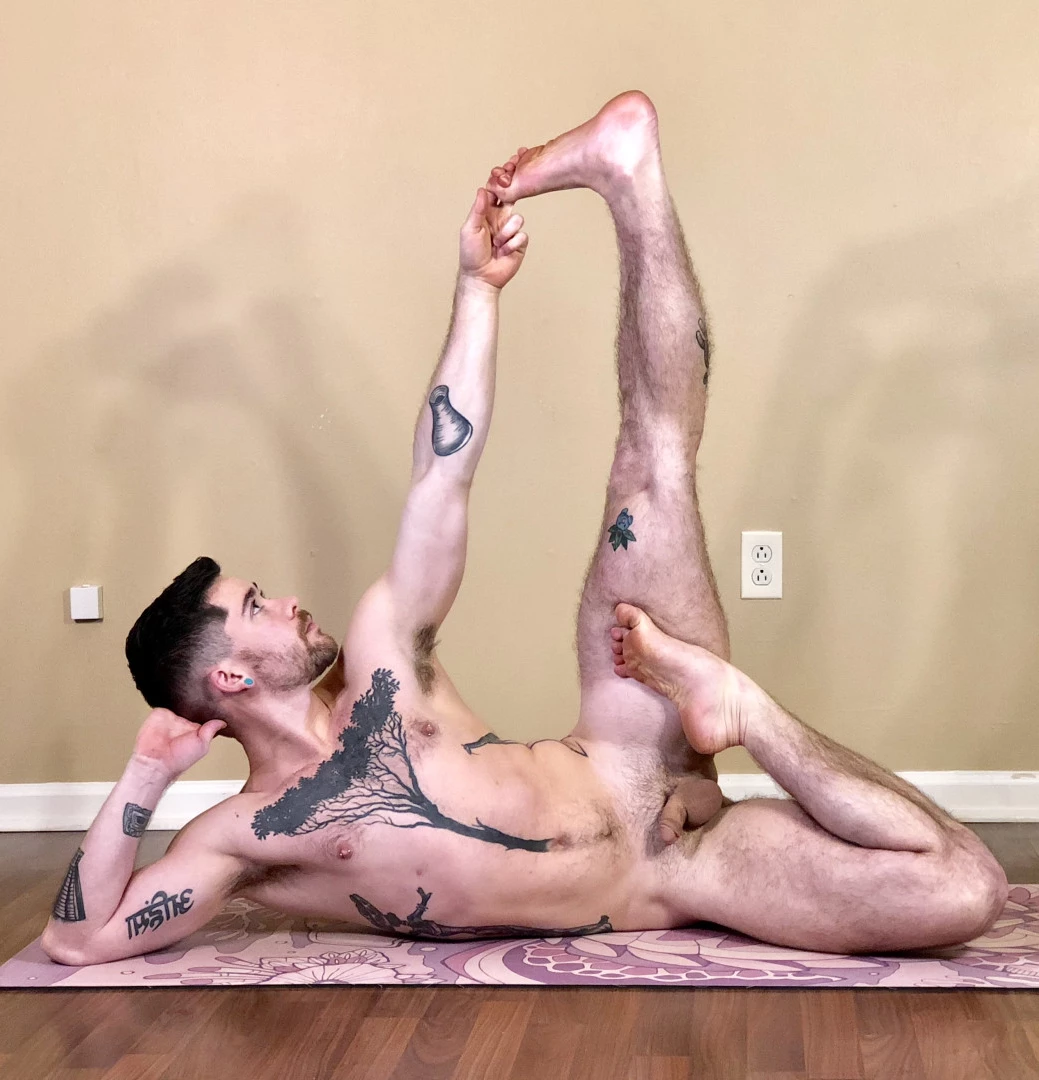 Col [ yogafvcker16 ] Onlyfans leaked photo 9611250 on Hotleaks.tv