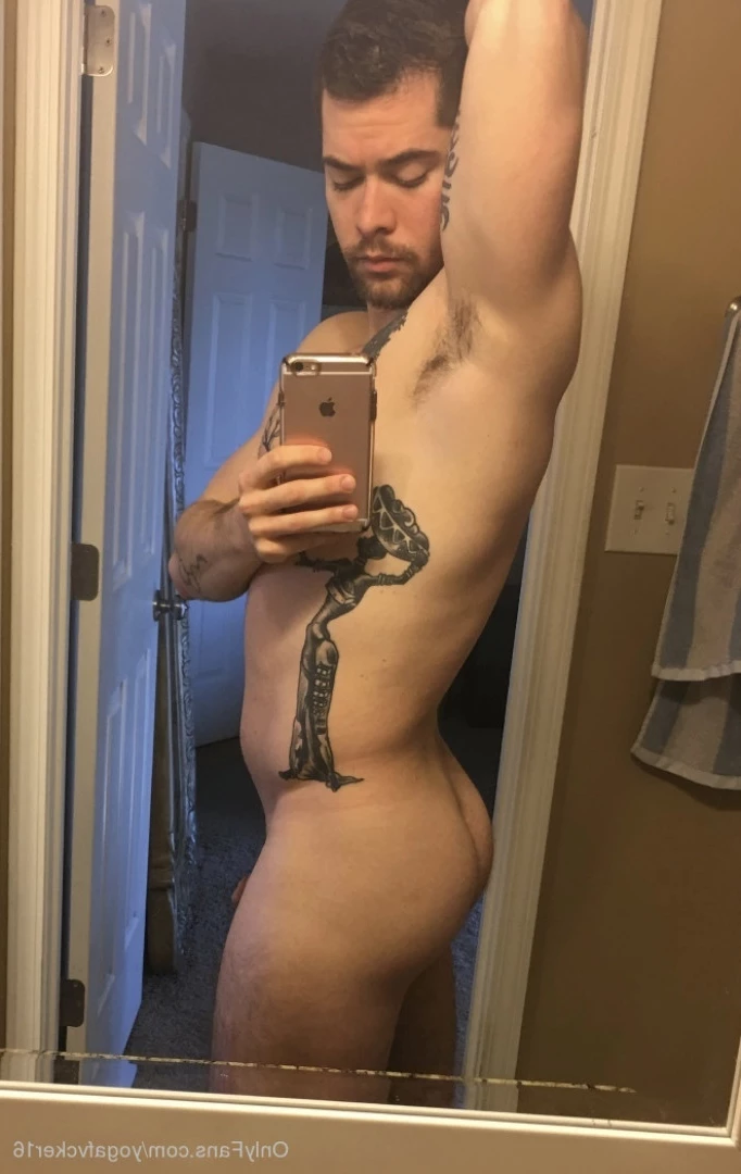 Col [ yogafvcker16 ] Onlyfans leaked photo 9611581 on Hotleaks.tv