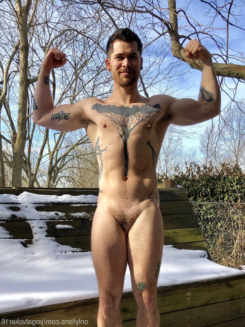 Col [ yogafvcker16 ] Onlyfans leaked photo 9612458 on Hotleaks.tv