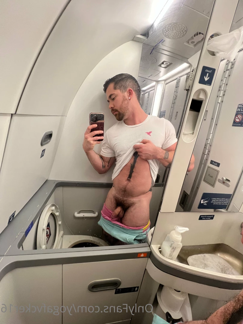 Col [ yogafvcker16 ] Onlyfans leaked photo 9612482 on Hotleaks.tv