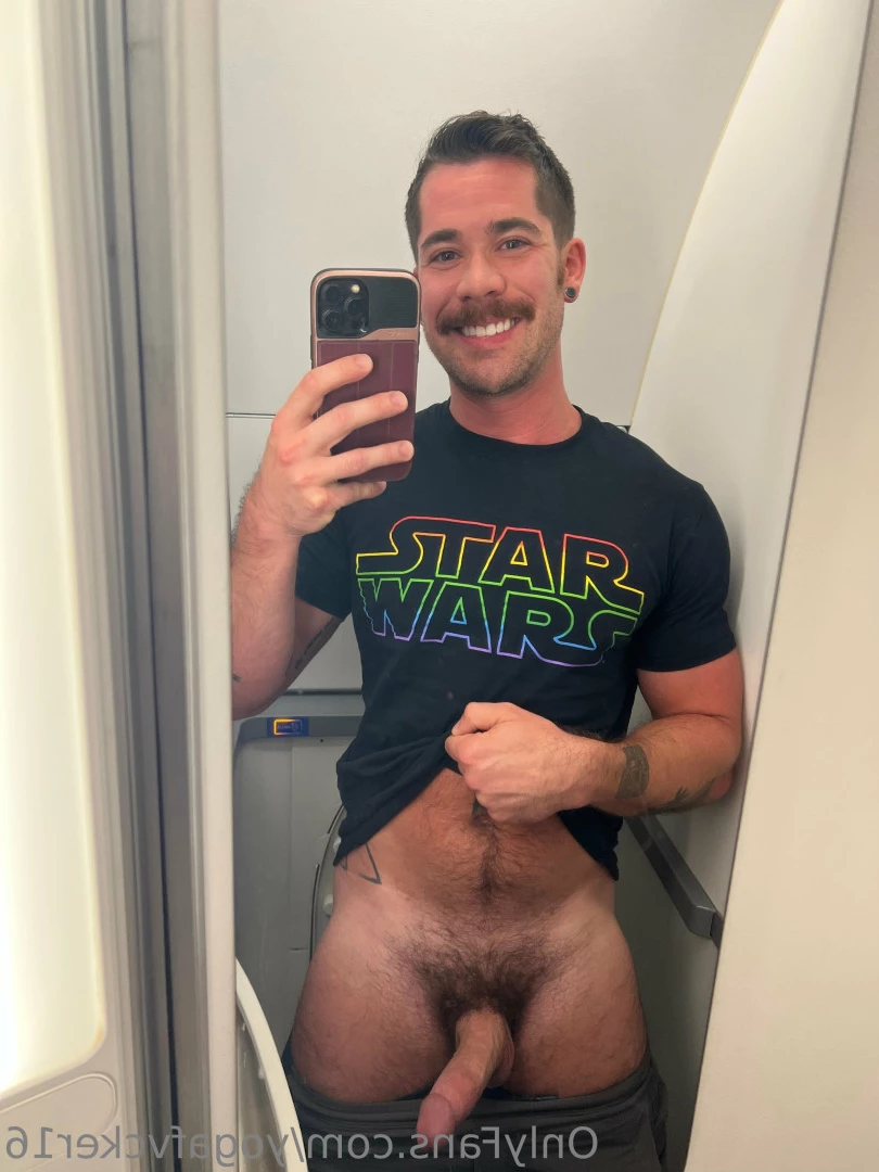 Col [ yogafvcker16 ] Onlyfans leaked photo 9613102 on Hotleaks.tv