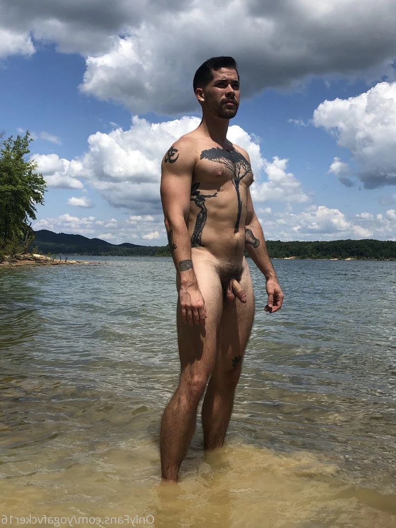 Col [ yogafvcker16 ] Onlyfans leaked photo 9614760 on Hotleaks.tv