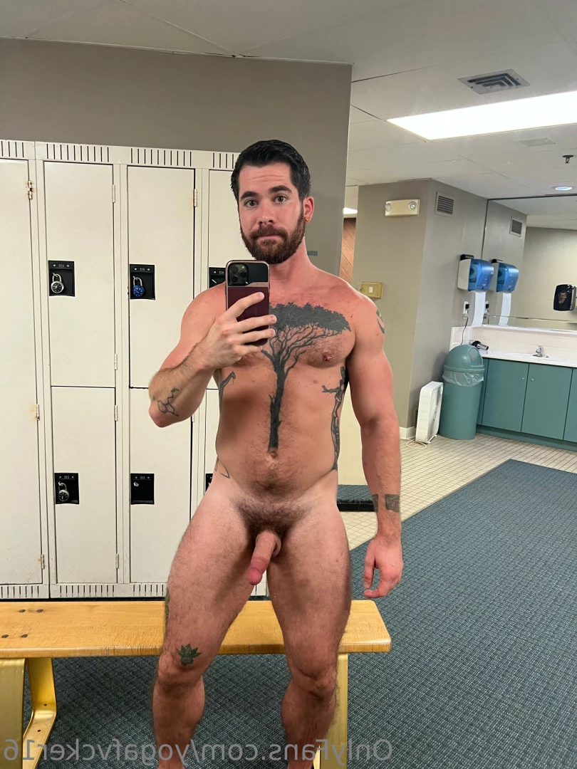 Col [ yogafvcker16 ] Onlyfans leaked photo 9614813 on Hotleaks.tv