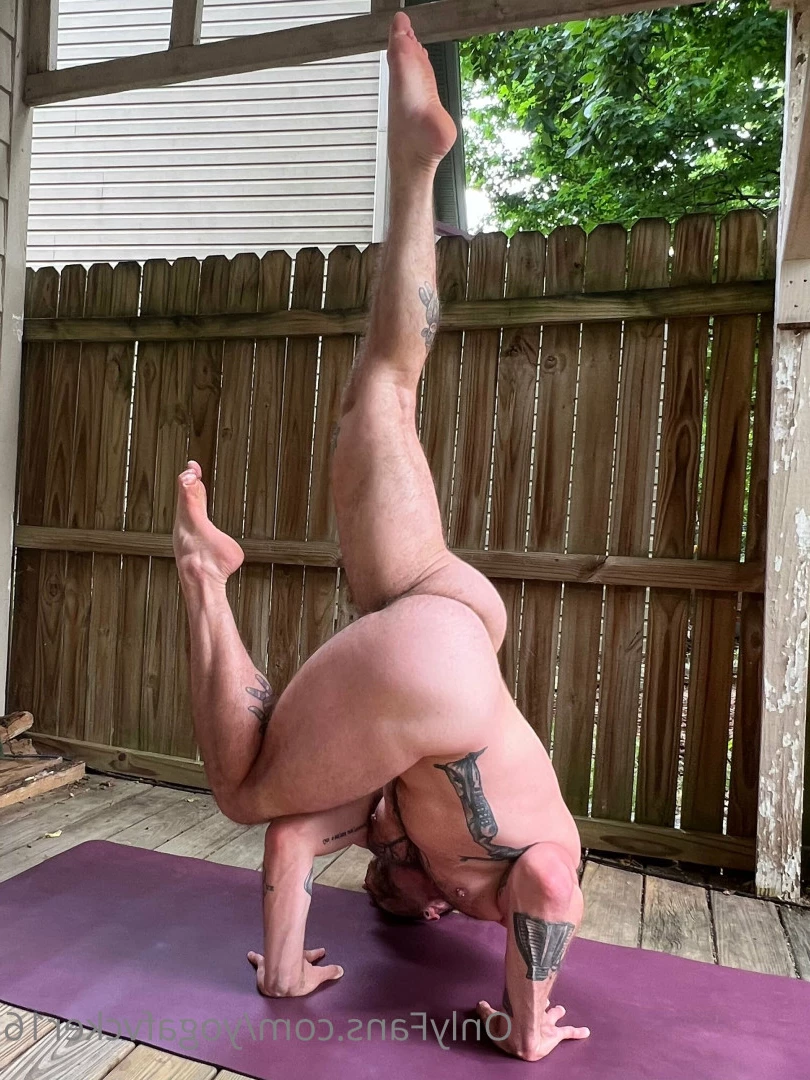 Col [ yogafvcker16 ] Onlyfans leaked photo 9615264 on Hotleaks.tv
