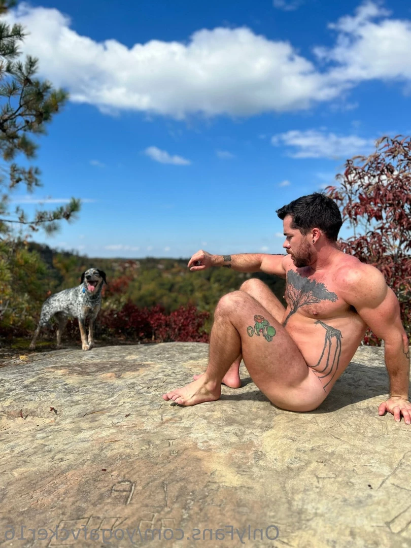 Col [ yogafvcker16 ] Onlyfans leaked photo 9615441 on Hotleaks.tv