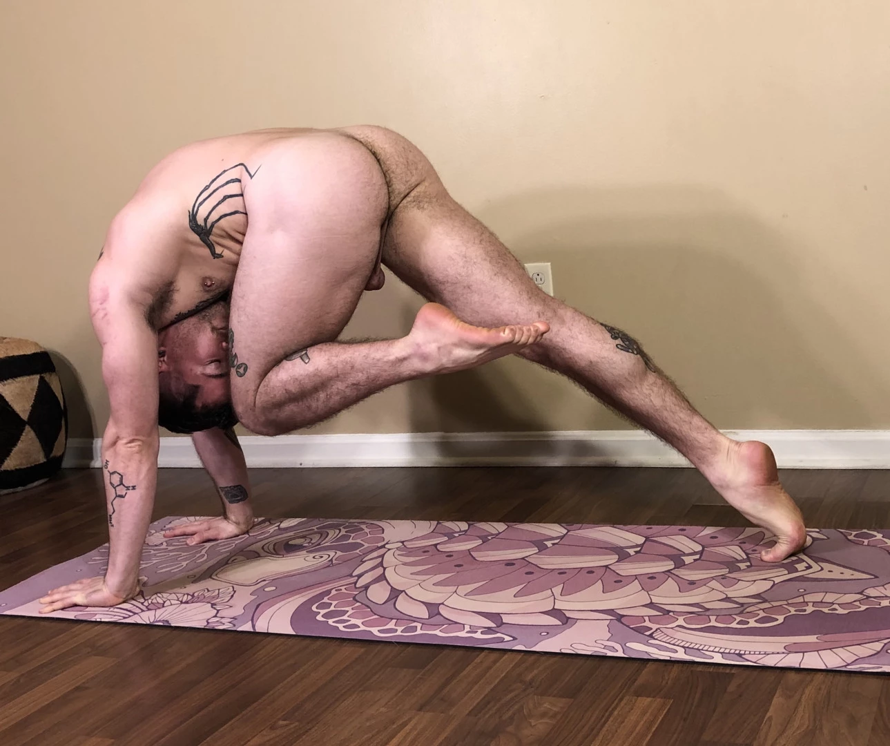 Col [ yogafvcker16 ] Onlyfans leaked photo 9616337 on Hotleaks.tv