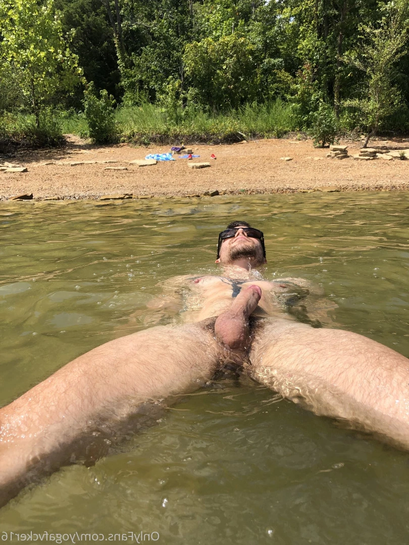 Col [ yogafvcker16 ] Onlyfans leaked photo 9616399 on Hotleaks.tv