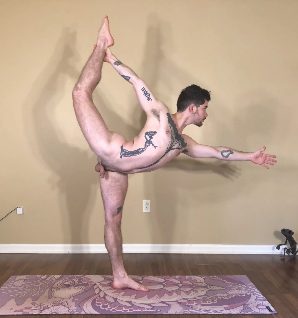 Col [ yogafvcker16 ] Onlyfans leaked photo 9616931 on Hotleaks.tv