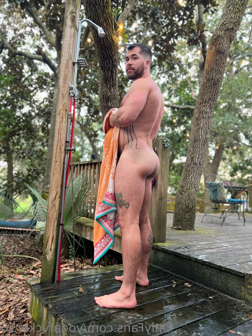 Col [ yogafvcker16 ] Onlyfans leaked photo 9617323 on Hotleaks.tv