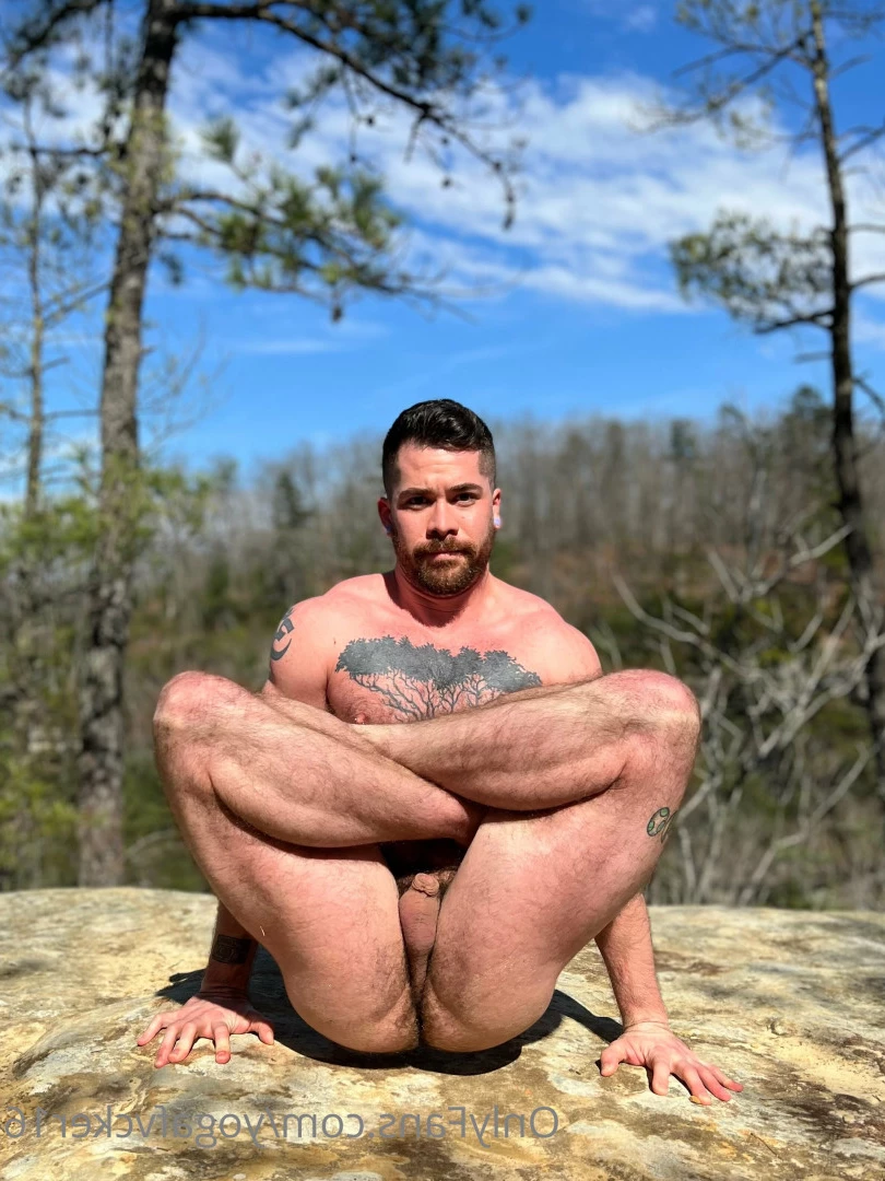 Col [ yogafvcker16 ] Onlyfans leaked photo 9617377 on Hotleaks.tv