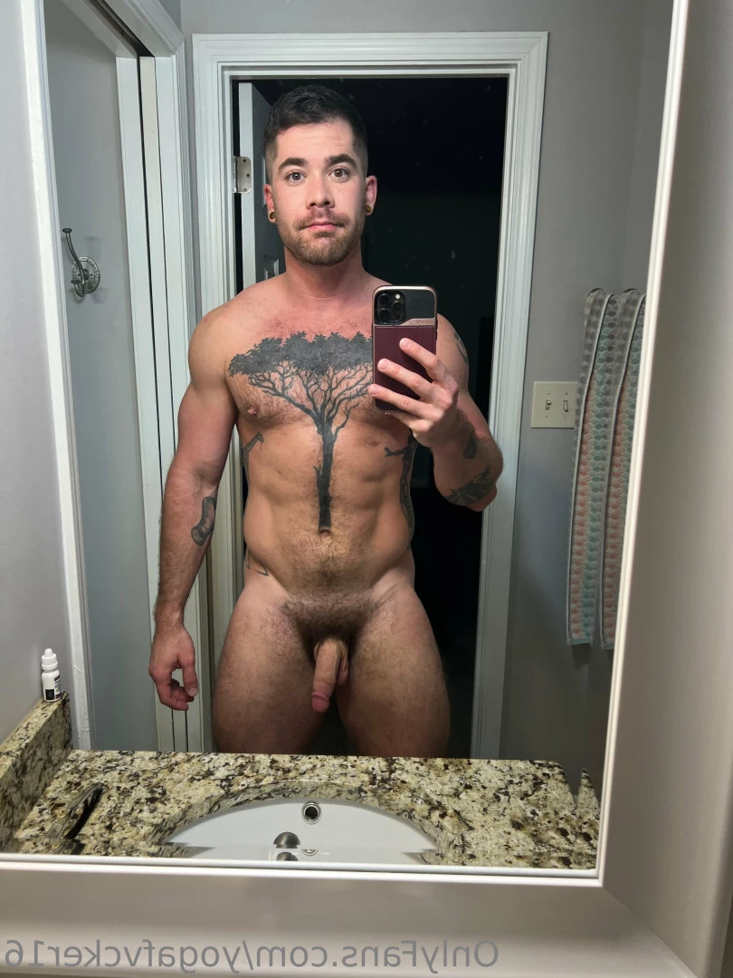 Col [ yogafvcker16 ] Onlyfans leaked photo 9617534 on Hotleaks.tv