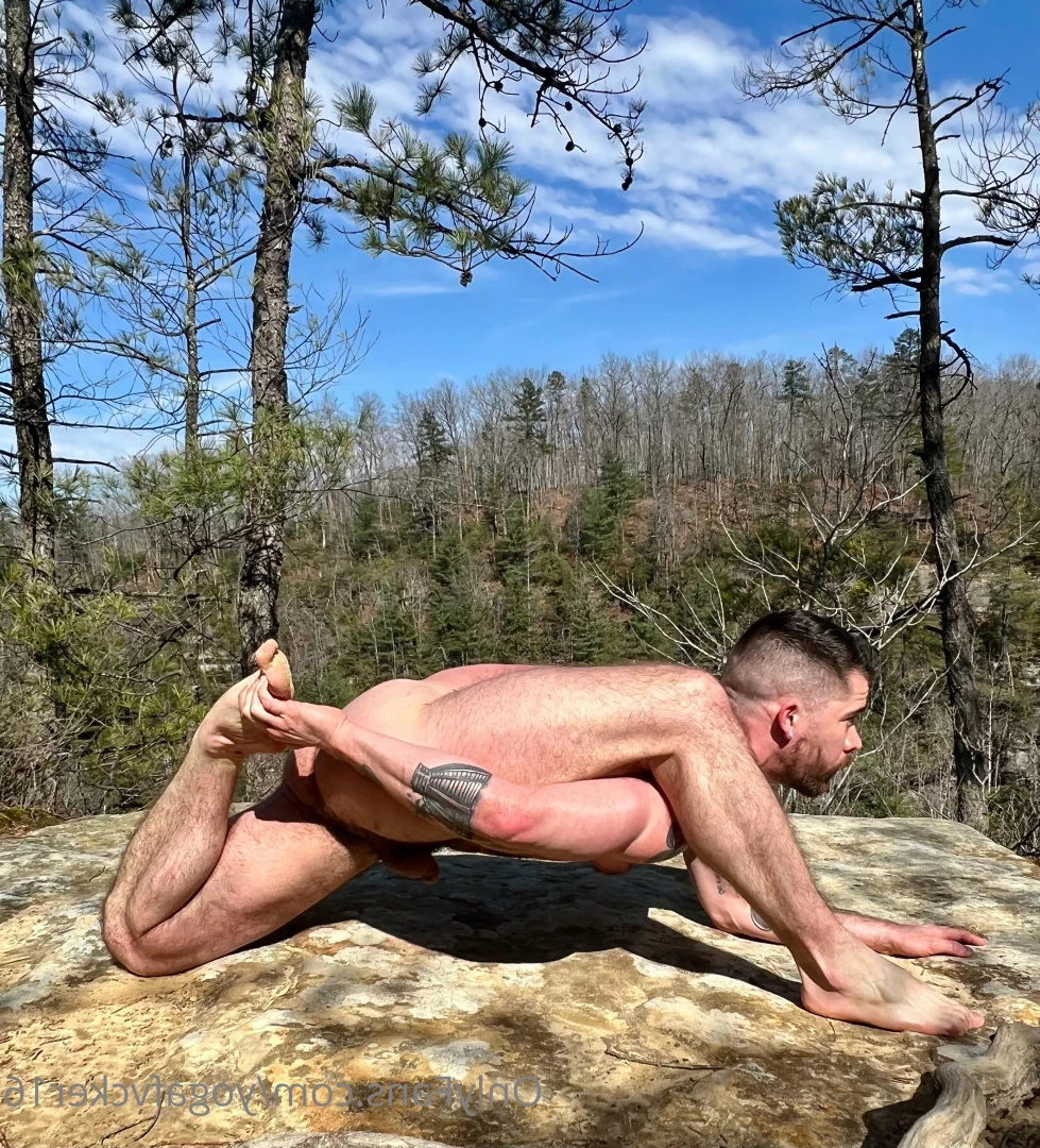 Col [ yogafvcker16 ] Onlyfans leaked photo 9618257 on Hotleaks.tv