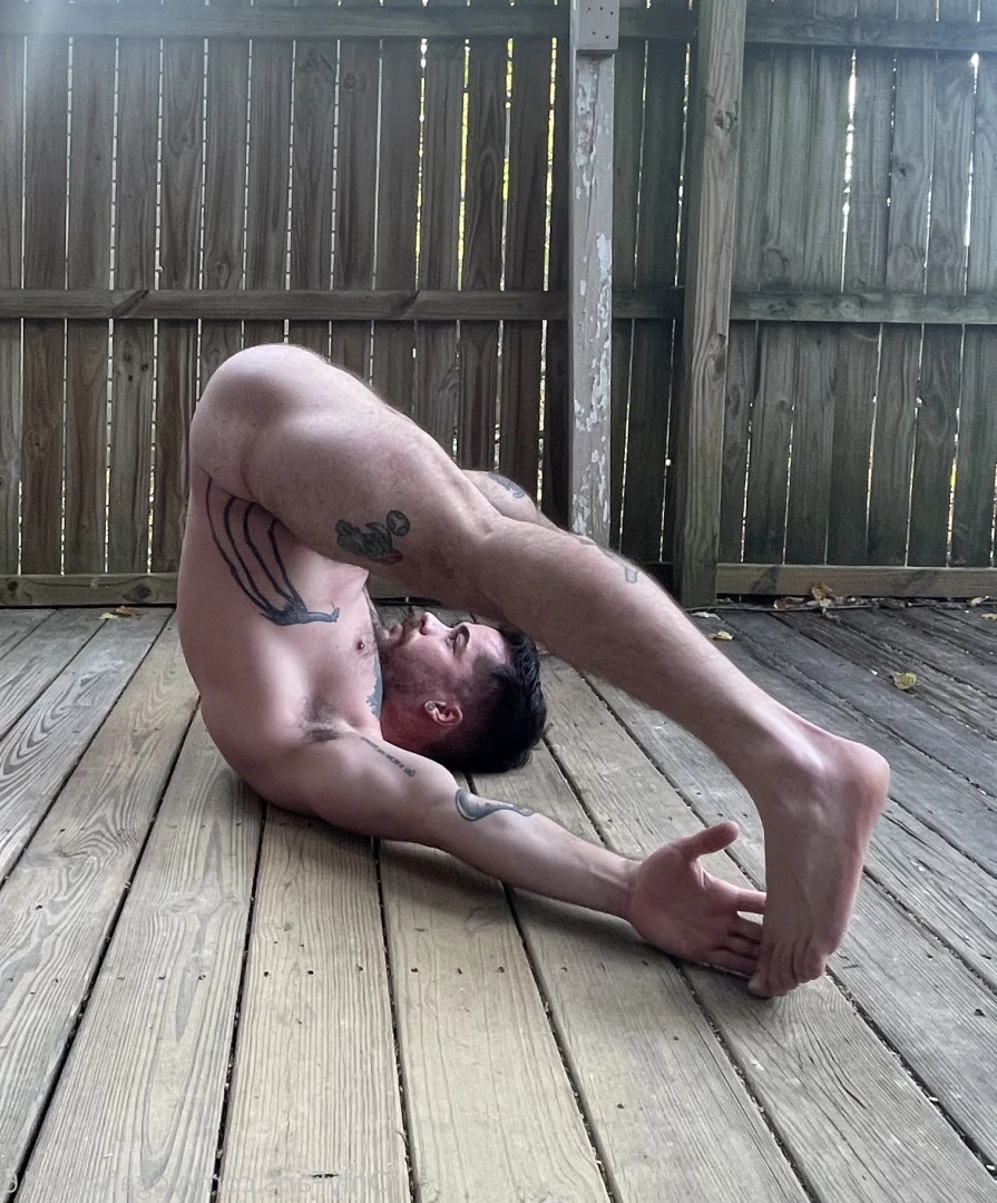 Col [ yogafvcker16 ] Onlyfans leaked photo 9618274 on Hotleaks.tv