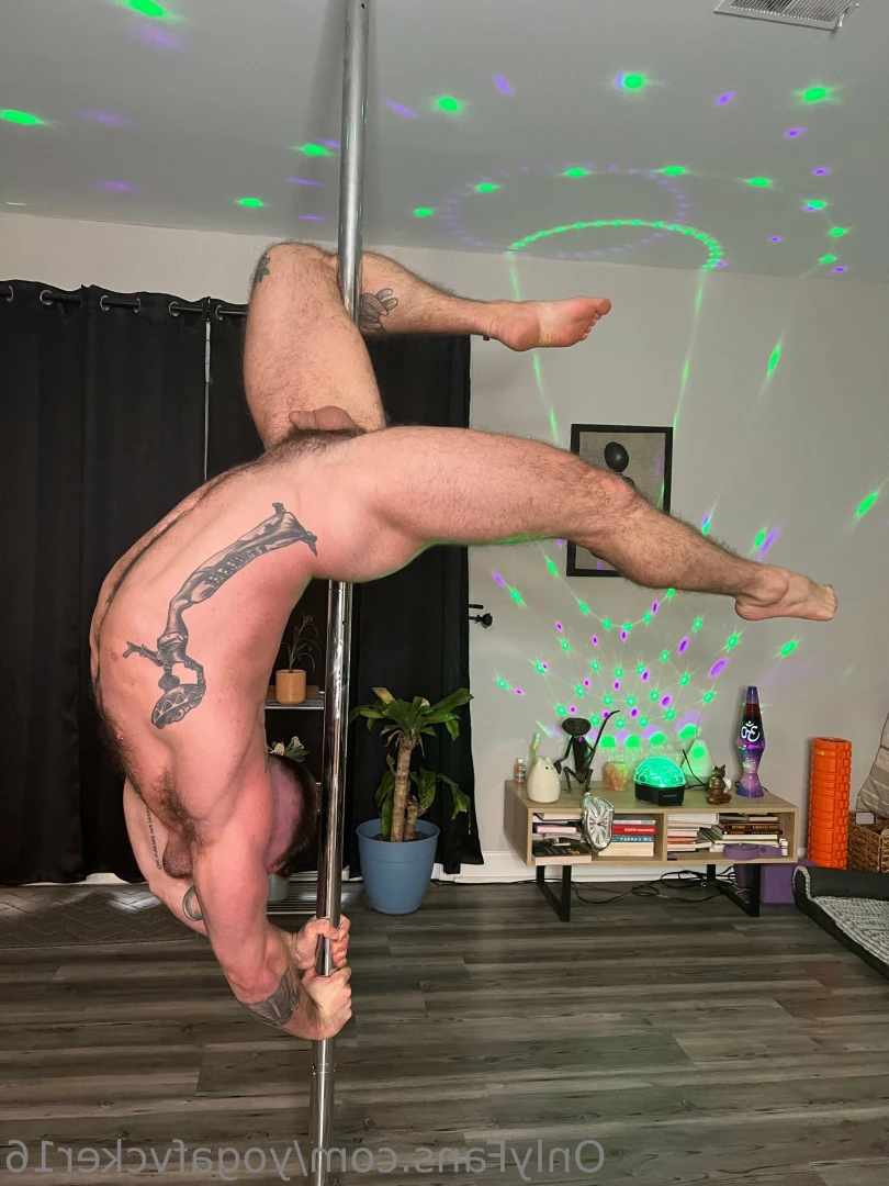 Col [ yogafvcker16 ] Onlyfans leaked photo 9618317 on Hotleaks.tv