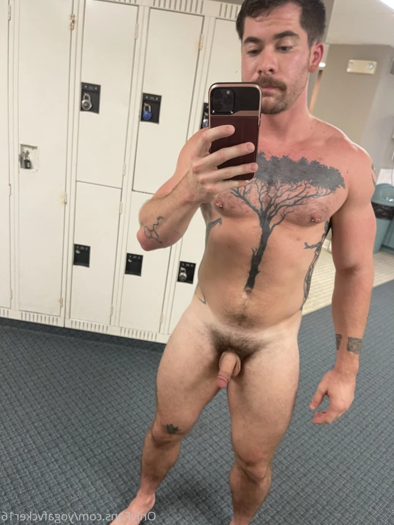 Col [ yogafvcker16 ] Onlyfans leaked photo 9619343 on Hotleaks.tv