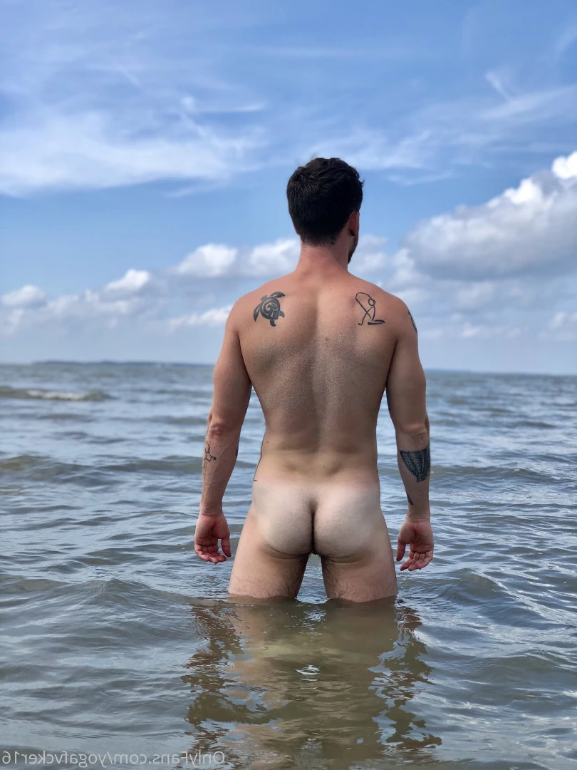 Col [ yogafvcker16 ] Onlyfans leaked photo 9619863 on Hotleaks.tv