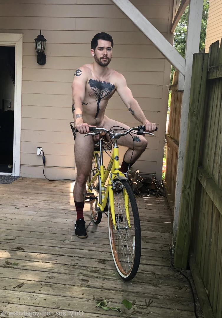 Col [ yogafvcker16 ] Onlyfans leaked photo 9619876 on Hotleaks.tv