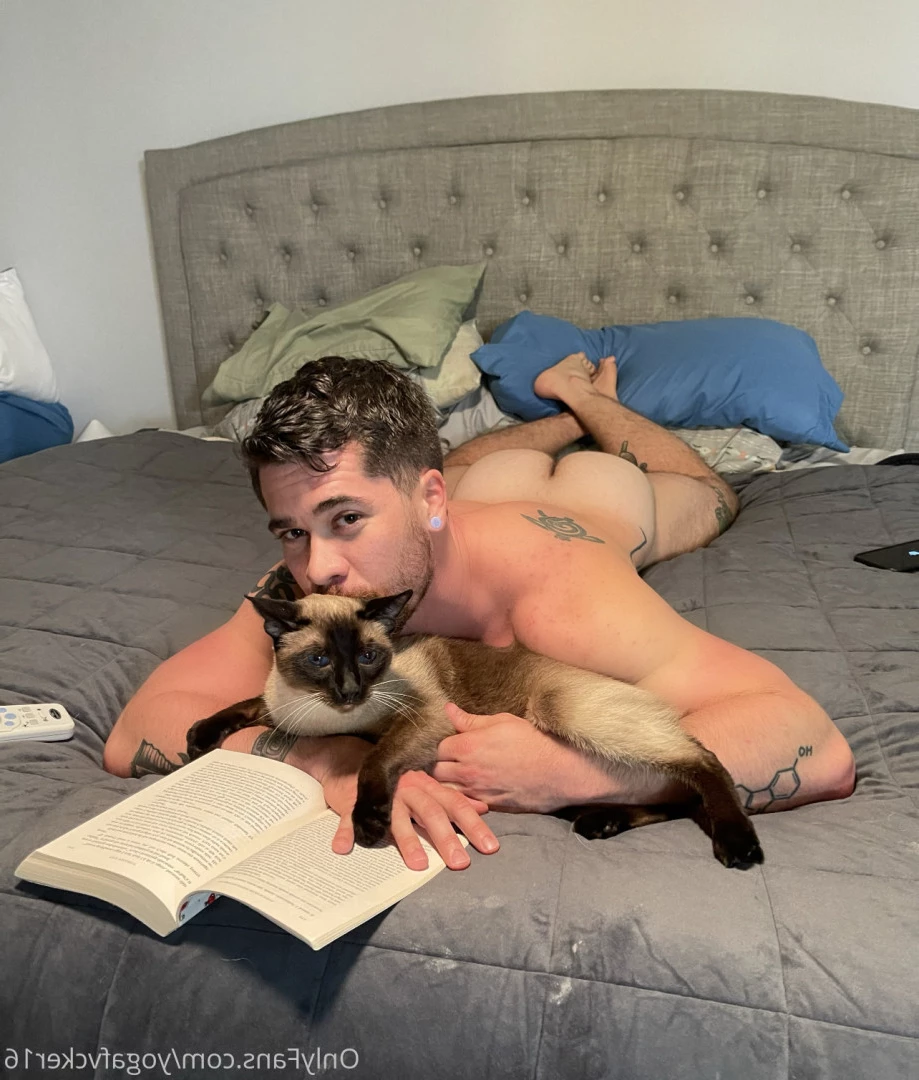 Col [ yogafvcker16 ] Onlyfans leaked photo 9620005 on Hotleaks.tv