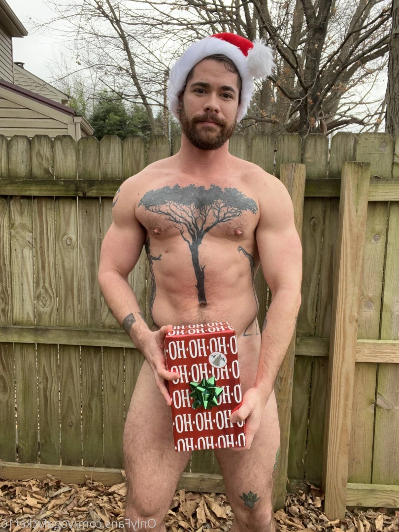 Col [ yogafvcker16 ] Onlyfans leaked photo 9620101 on Hotleaks.tv
