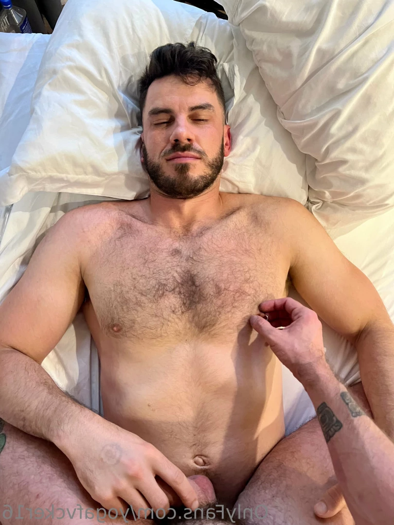 Col [ yogafvcker16 ] Onlyfans leaked photo 9620598 on Hotleaks.tv