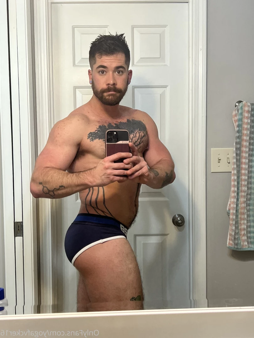 Col [ yogafvcker16 ] Onlyfans leaked photo 9620789 on Hotleaks.tv