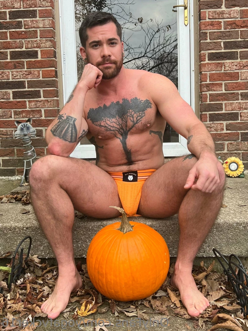 Col [ yogafvcker16 ] Onlyfans leaked photo 9621340 on Hotleaks.tv