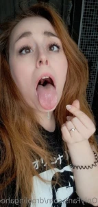 15921738
