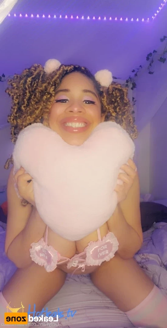 Aaimz Tako [ aaimztako ] Onlyfans leaked photo 16373655 on Hotleaks.tv