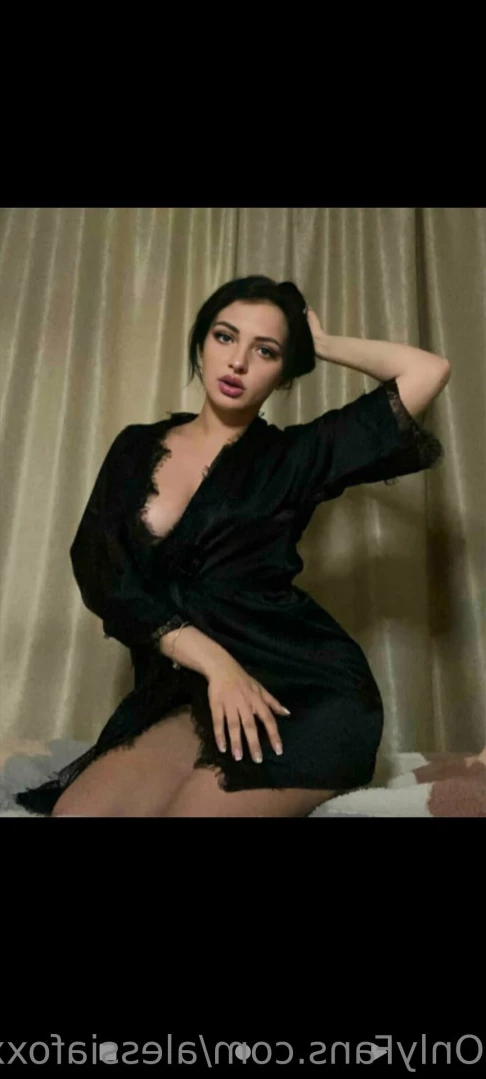 𝐀𝐥𝐞𝐬𝐬𝐢𝐚 𝐅𝐨𝐱👸🏼🤍 [ alessiafoxx ] Onlyfans leaked photo 11618476 on Hotleaks.tv