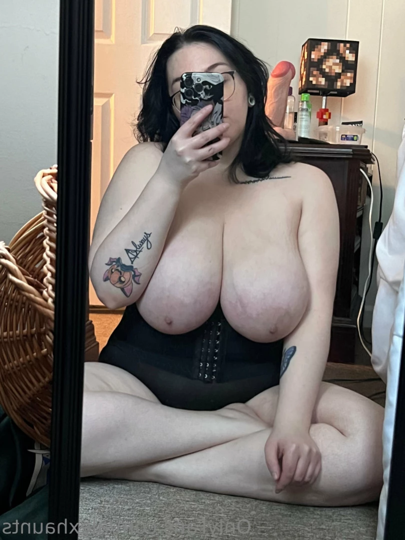 Alex [ alexhaunts ] Onlyfans leaked photo 11641873 on Hotleaks.tv