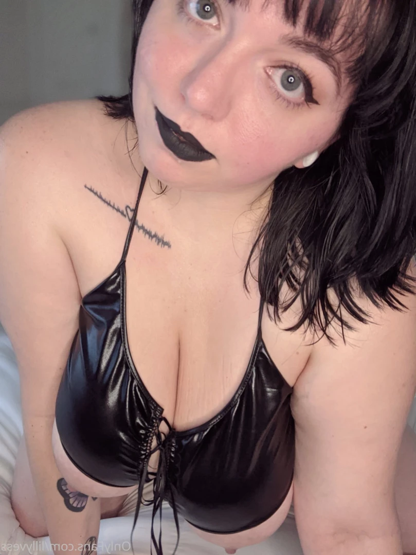 Alex [ alexhaunts ] Onlyfans leaked photo 12453564 on Hotleaks.tv
