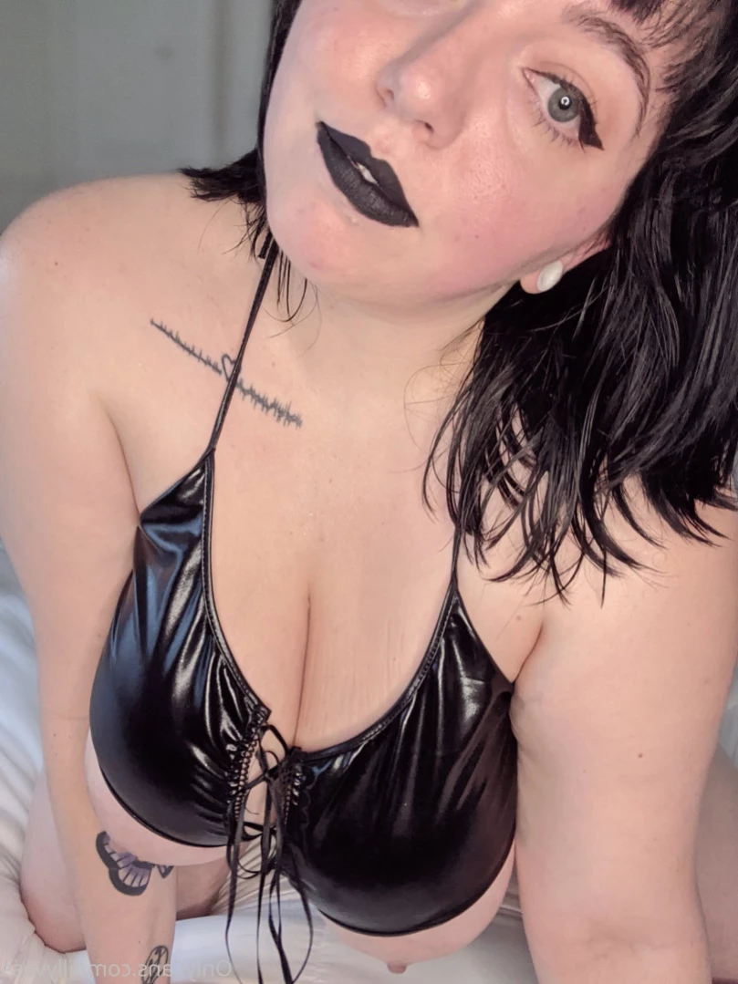 Alex [ alexhaunts ] Onlyfans leaked photo 14152292 on Hotleaks.tv